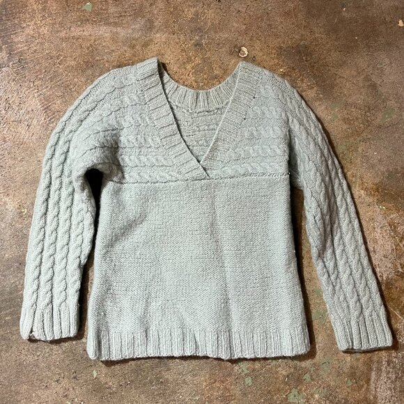 Vintage Hand Knit Cabled V-neck Sweater Mint Green - Picture 1 of 3